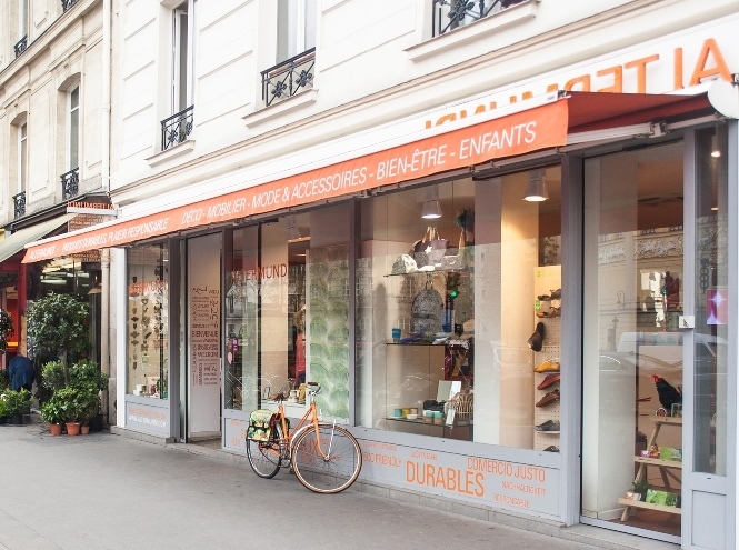 14 Bis Rue Saint Isaure 75018 Paris City guide / Paris ÉCOLOCHIC - Chloé CREPIN – ECHLOSION