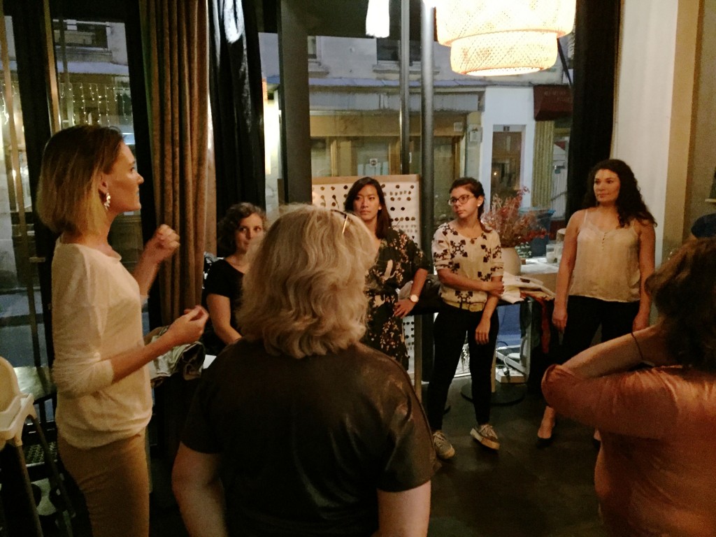 entrepreneuses-atelier-valeurs-style-duo-partage-competences-marketing-de-soi-personnel-image-echlosion-chloe-crepin-roxane-pelatan-3