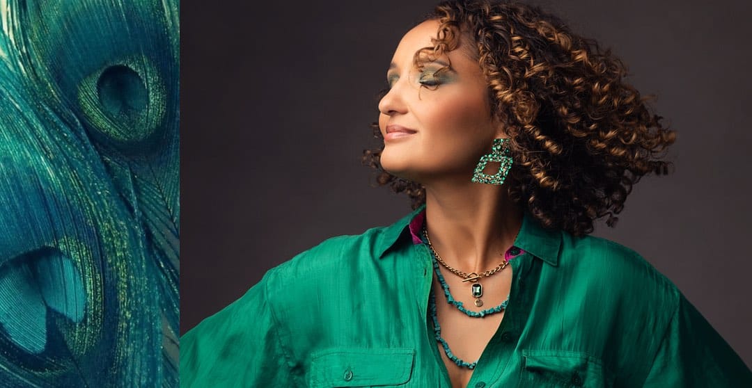 Découvrez le relooking de Valerie, qui a 50 ans, a ravivé sa féminité après un divorce, et l'abandon du télétravail post covid !