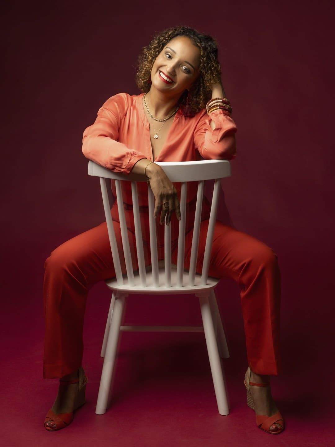 A 40 ans, Sarah à gagné en confiance, et osé un style plus rock et personnel avec Chloé Crépin